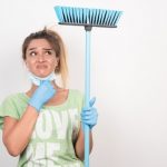 Хозяйственные щетки: как не ошибиться с выбором
